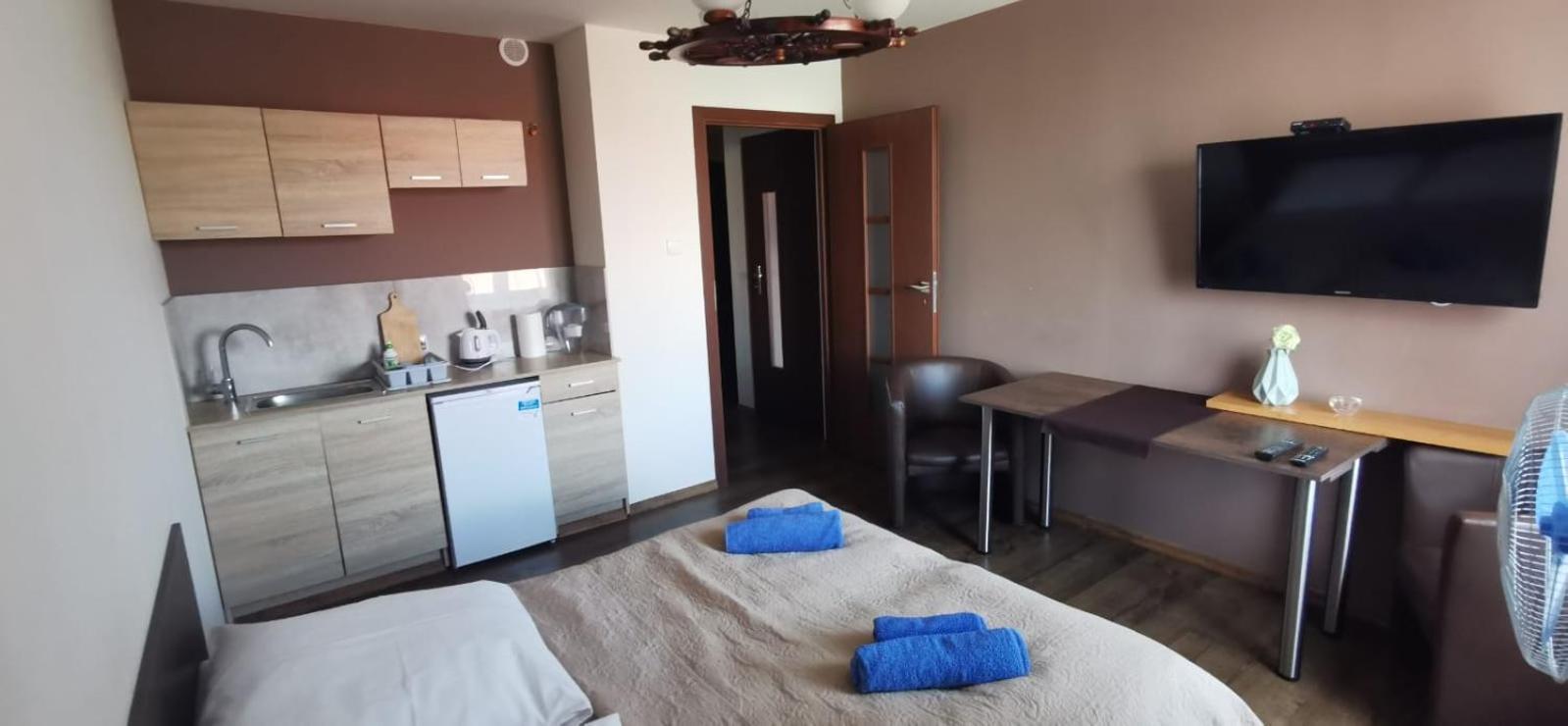 לינה וארוחת בוקר וובה Dolphin House מראה חיצוני תמונה