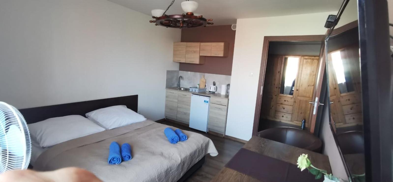לינה וארוחת בוקר וובה Dolphin House מראה חיצוני תמונה